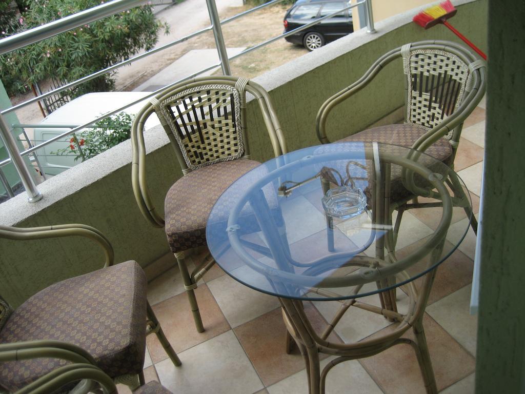 Guest House Vila Mimoza Улцинь Экстерьер фото