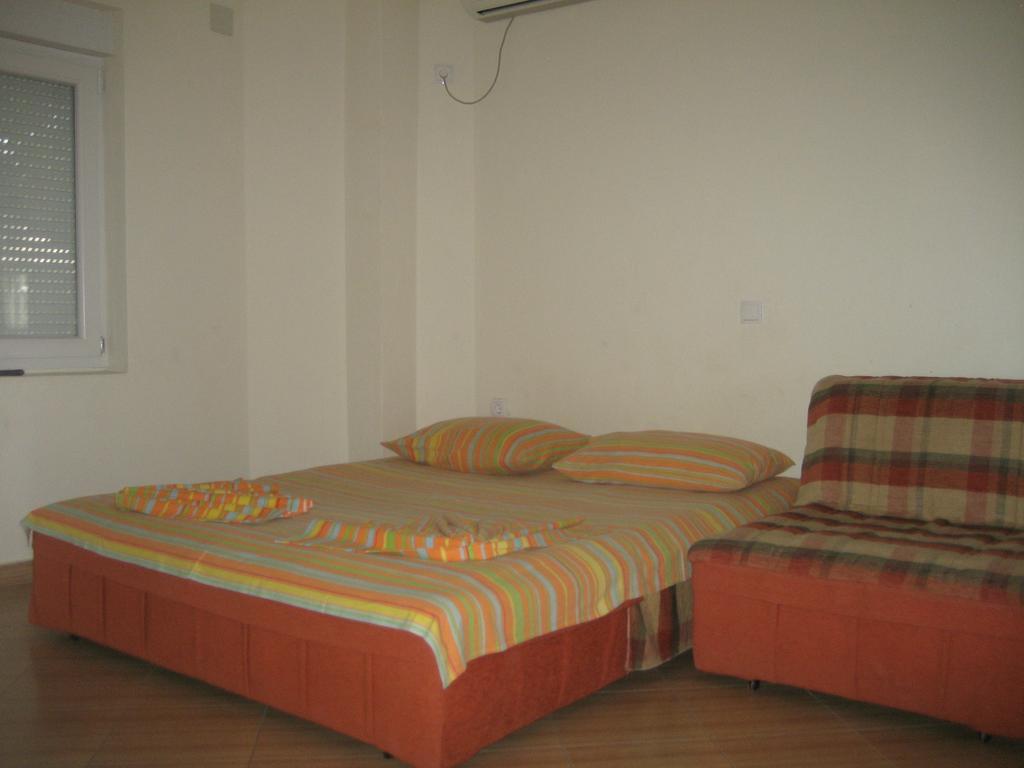 Guest House Vila Mimoza Улцинь Экстерьер фото