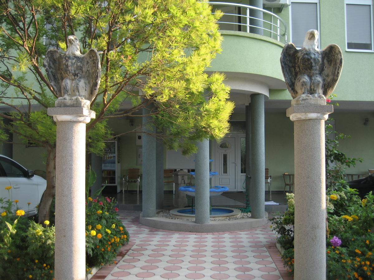 Guest House Vila Mimoza Улцинь Экстерьер фото