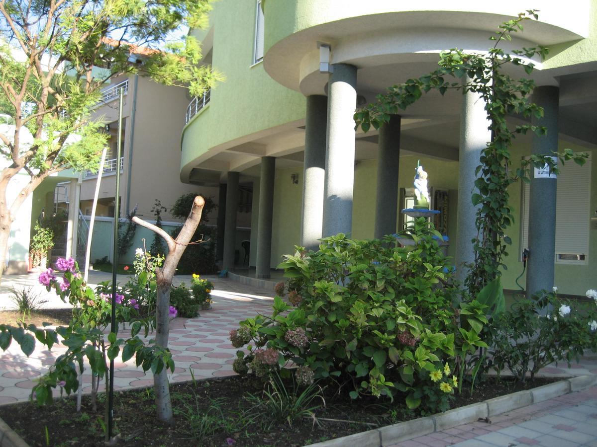 Guest House Vila Mimoza Улцинь Экстерьер фото