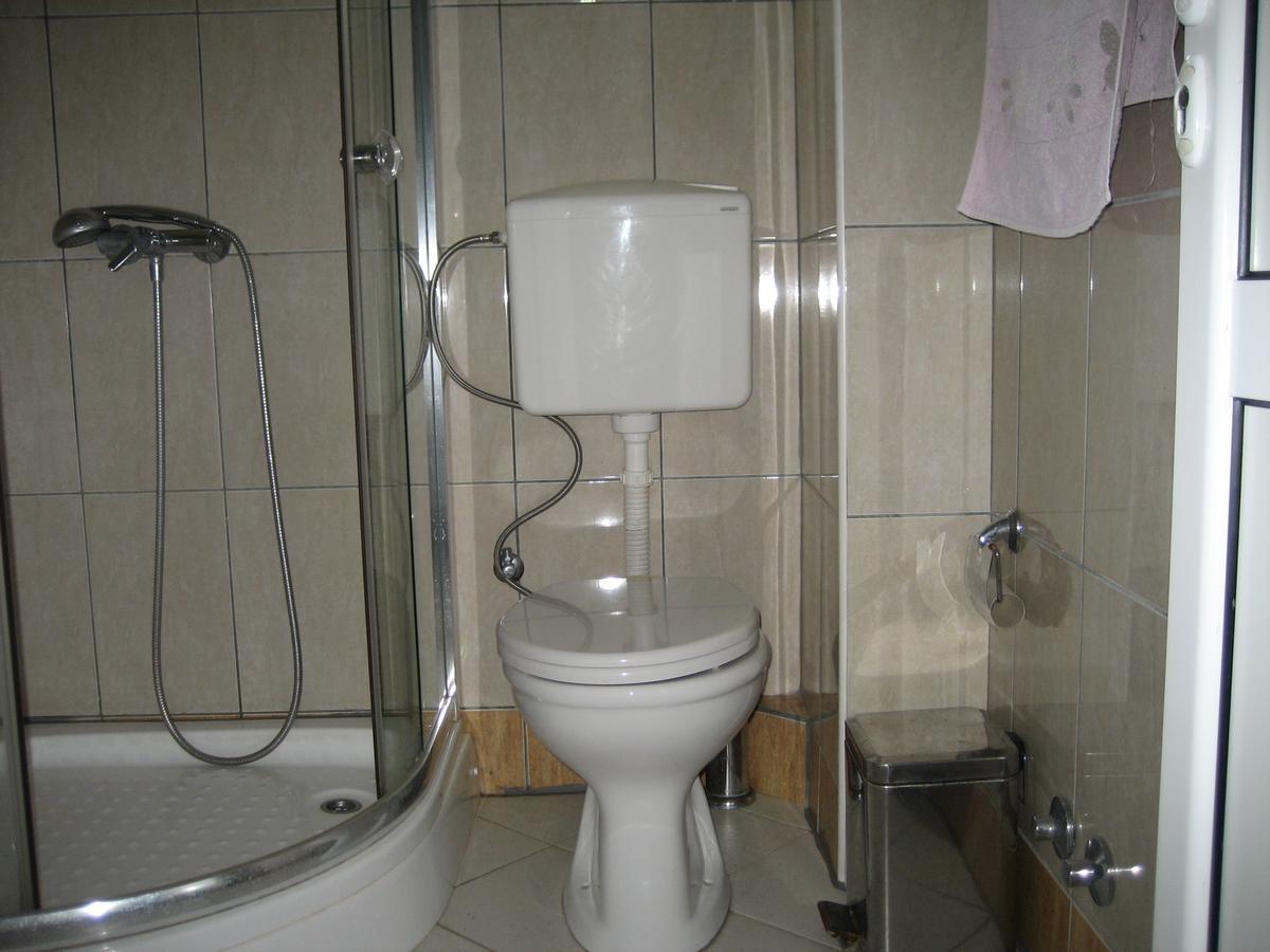 Guest House Vila Mimoza Улцинь Экстерьер фото