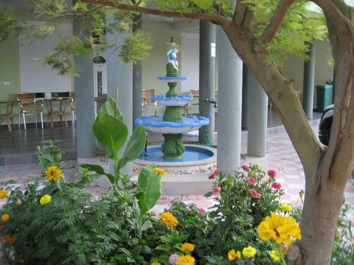 Guest House Vila Mimoza Улцинь Экстерьер фото